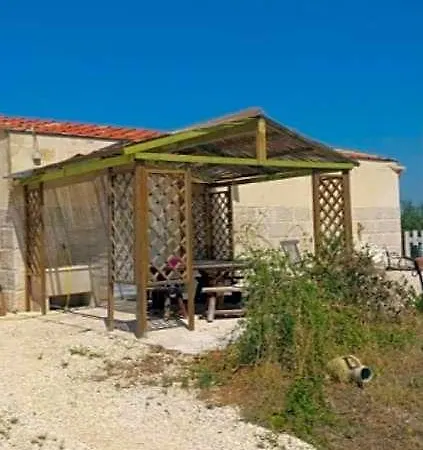 Casale San Vittore 호텔 4*